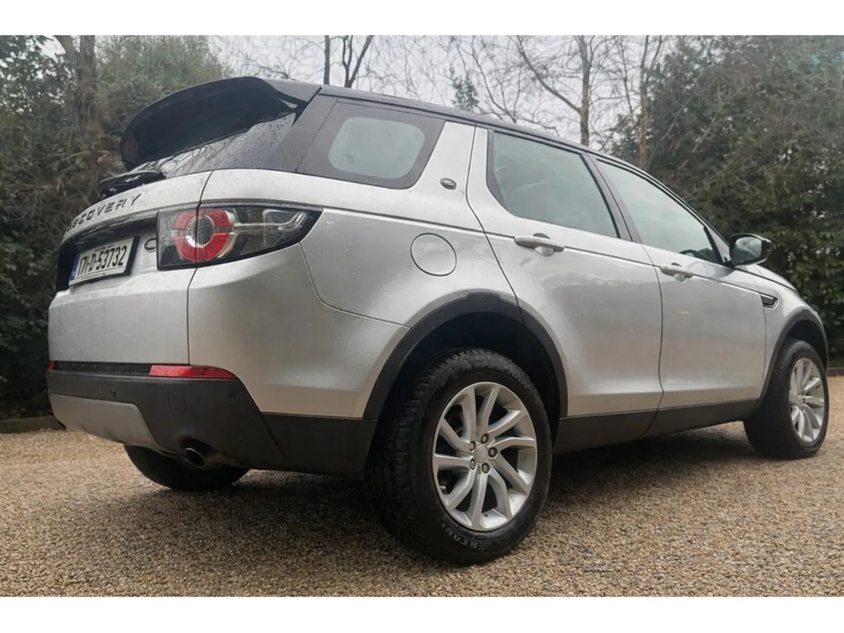Land Rover Discovery Sport 2.0 TD4 SE TECH  7 SEAT - Image 4