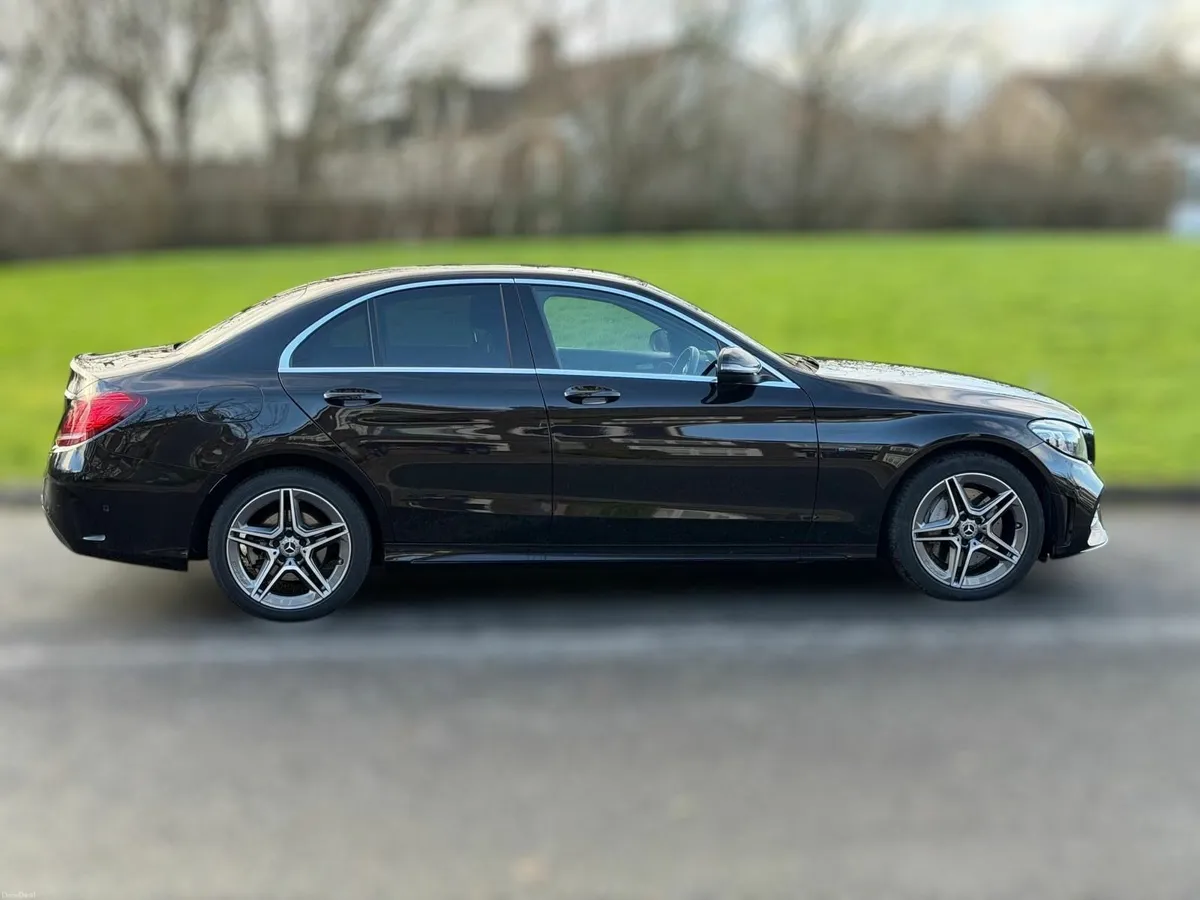Mercedes-Benz C-Class 2020 - Image 1