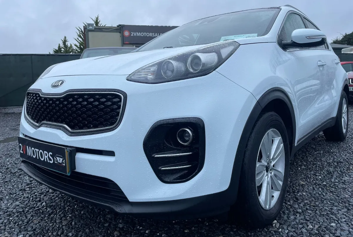 🔵 Kia Sportage 2016 1.7 D EX HIGH SPEC LOW KM - Image 2