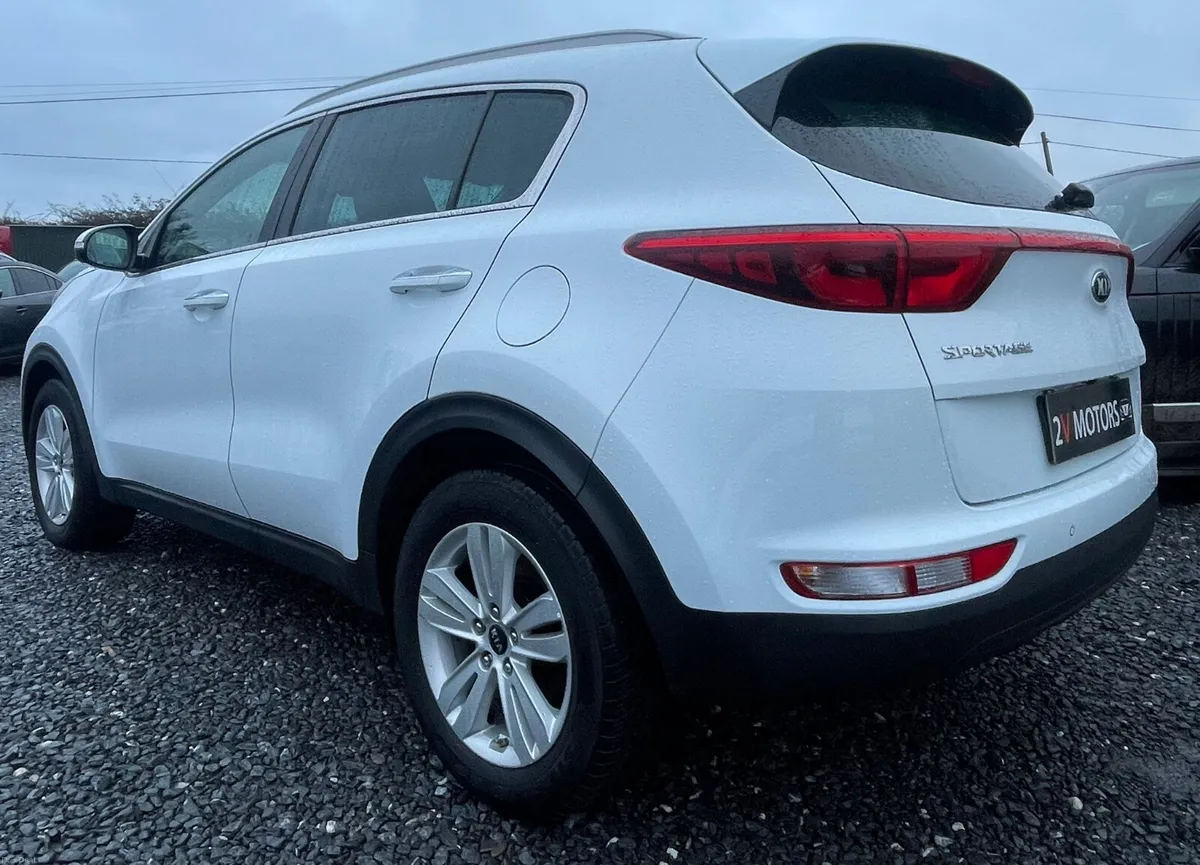 🔵 Kia Sportage 2016 1.7 D EX HIGH SPEC LOW KM - Image 4