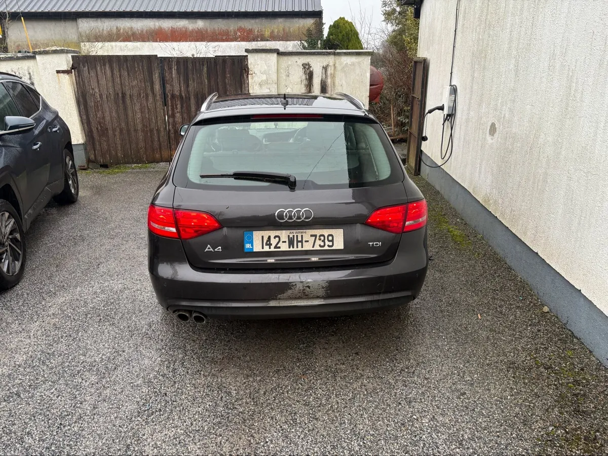 Audi A4 2014 - Image 4