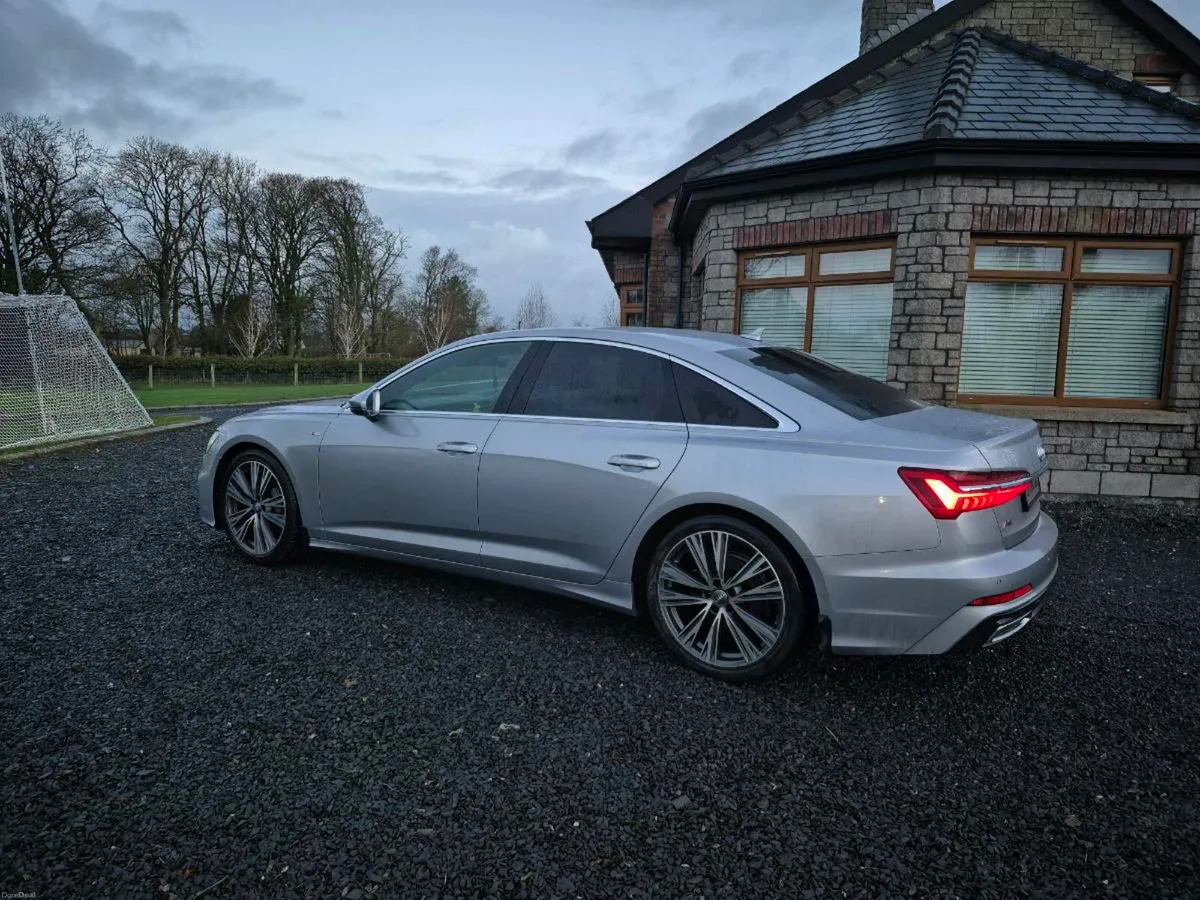 Audi A6 - Image 2