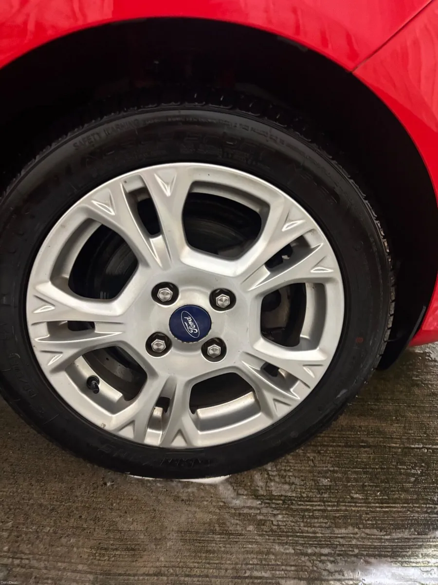 Ford Fiesta 2015 - Image 3