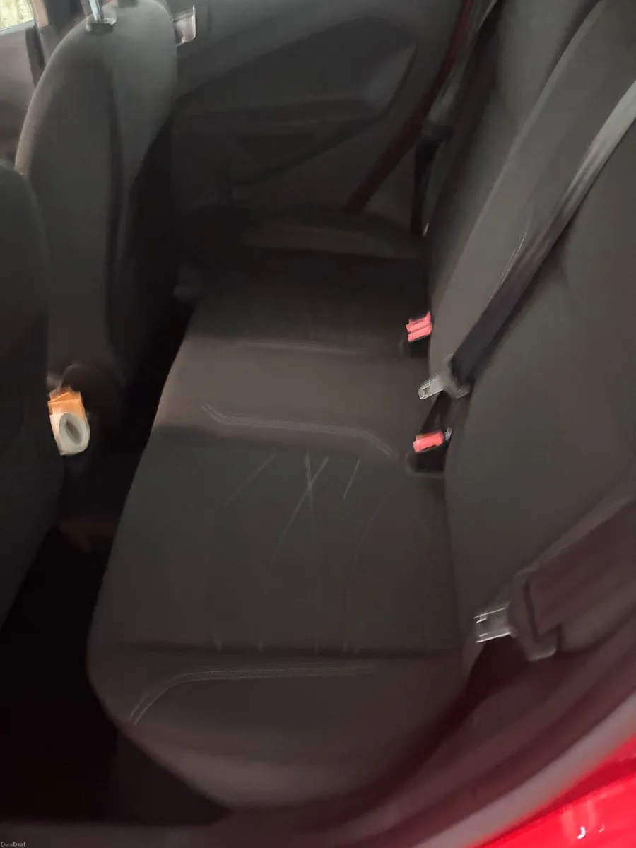 Ford Fiesta 2015 - Image 4