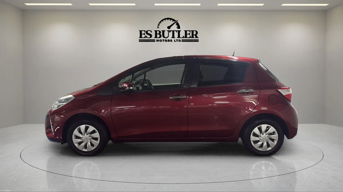 2018 Toyota Vitz 1.0L AUTO LUNA SPORT MODEL/LOW KM - Image 2