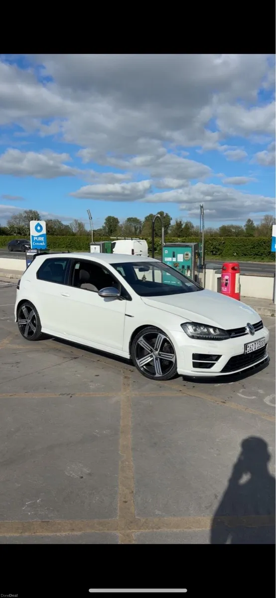 Golf R 2.0tsi - Image 2