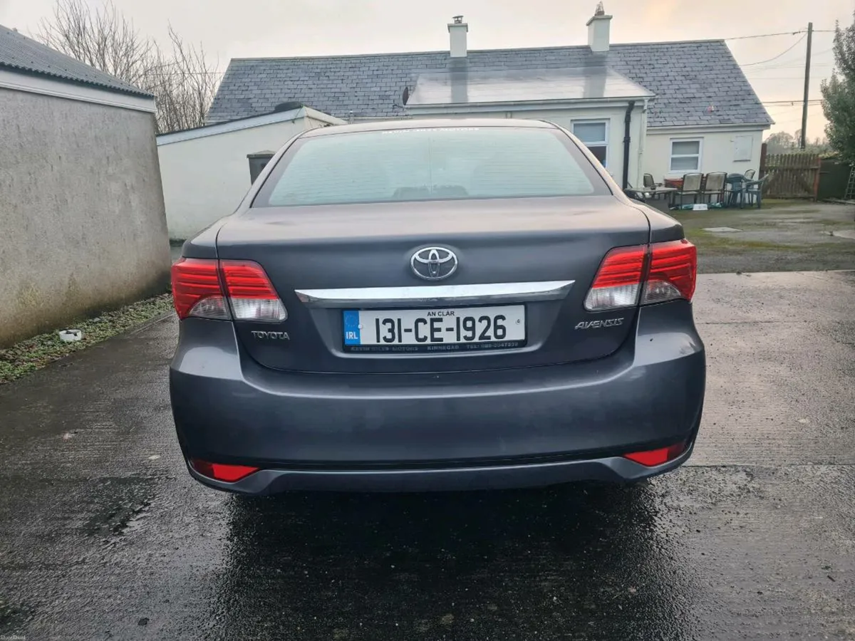 Toyota Avensis - Image 4