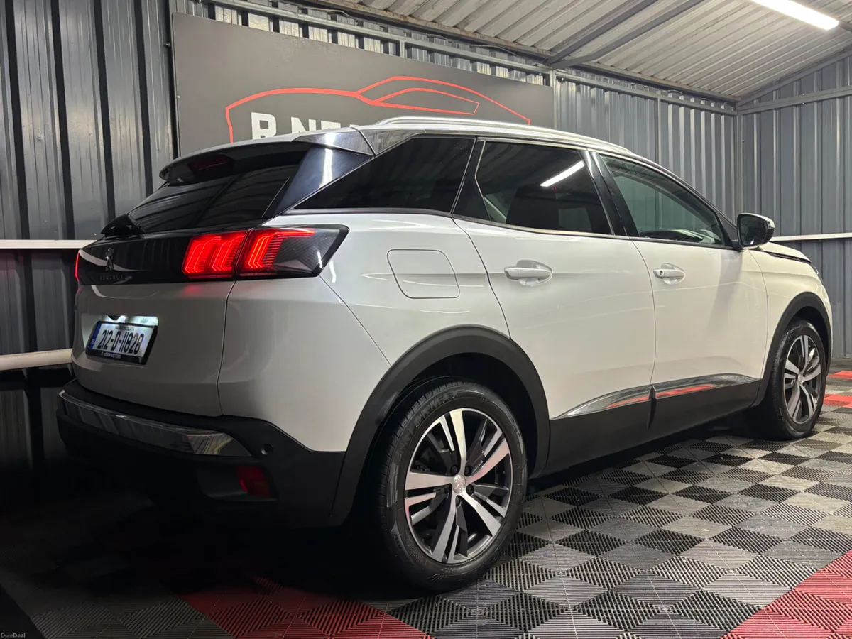 2021 212 Peugeot 3008 1.5 BlueHDi 130bhp Allure - Image 4