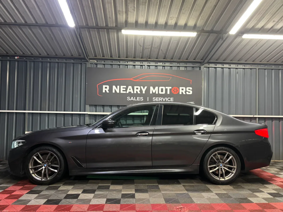 2018 BMW 5-Series 520d M Sport Automatic - Image 3