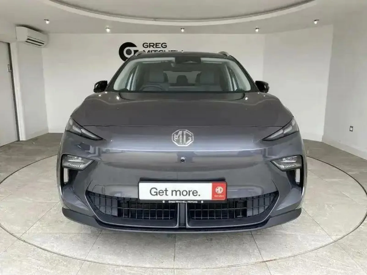 MG MGS5 170kW Trophy EV Long Range 64kWh 5dr Auto - Image 2