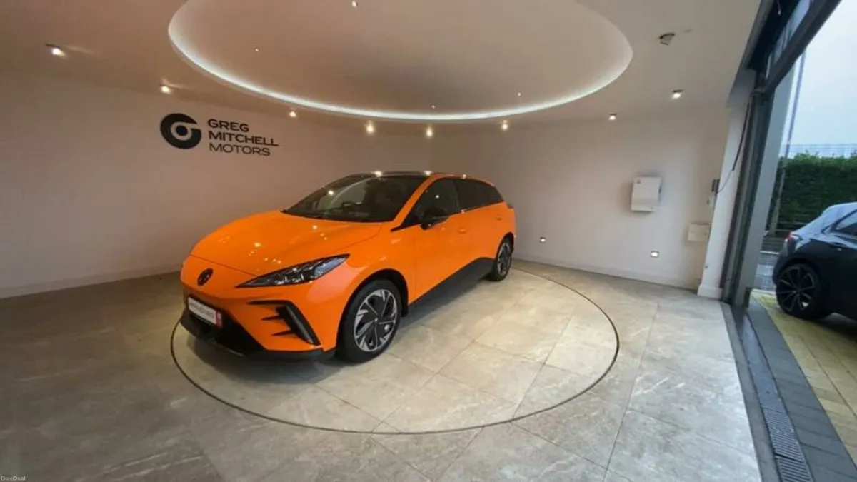 MG MG4 150kW Trophy EV Long Range 64kWh 5dr Auto - Image 3