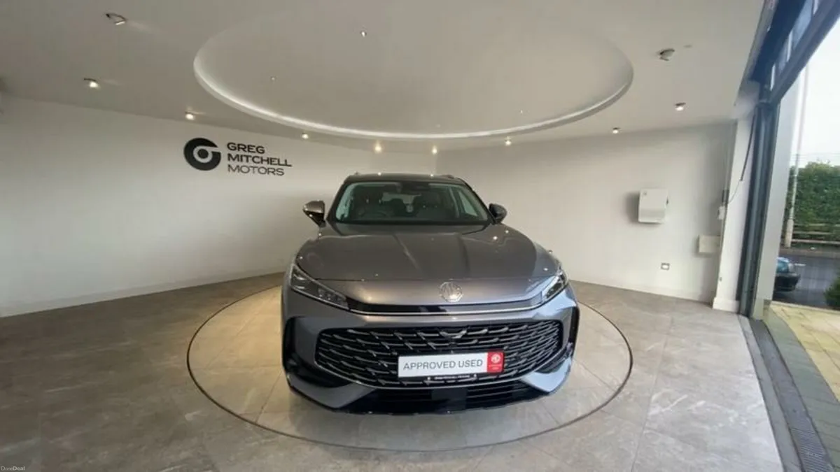 MG HS 1.5 T-GDI PHEV Trophy 5dr Auto - Image 2