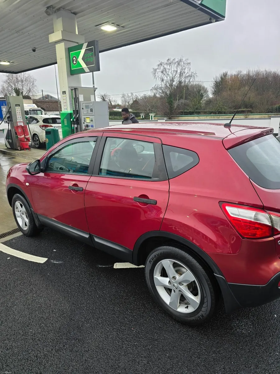 Nissan Qashqai 2010 - Image 4