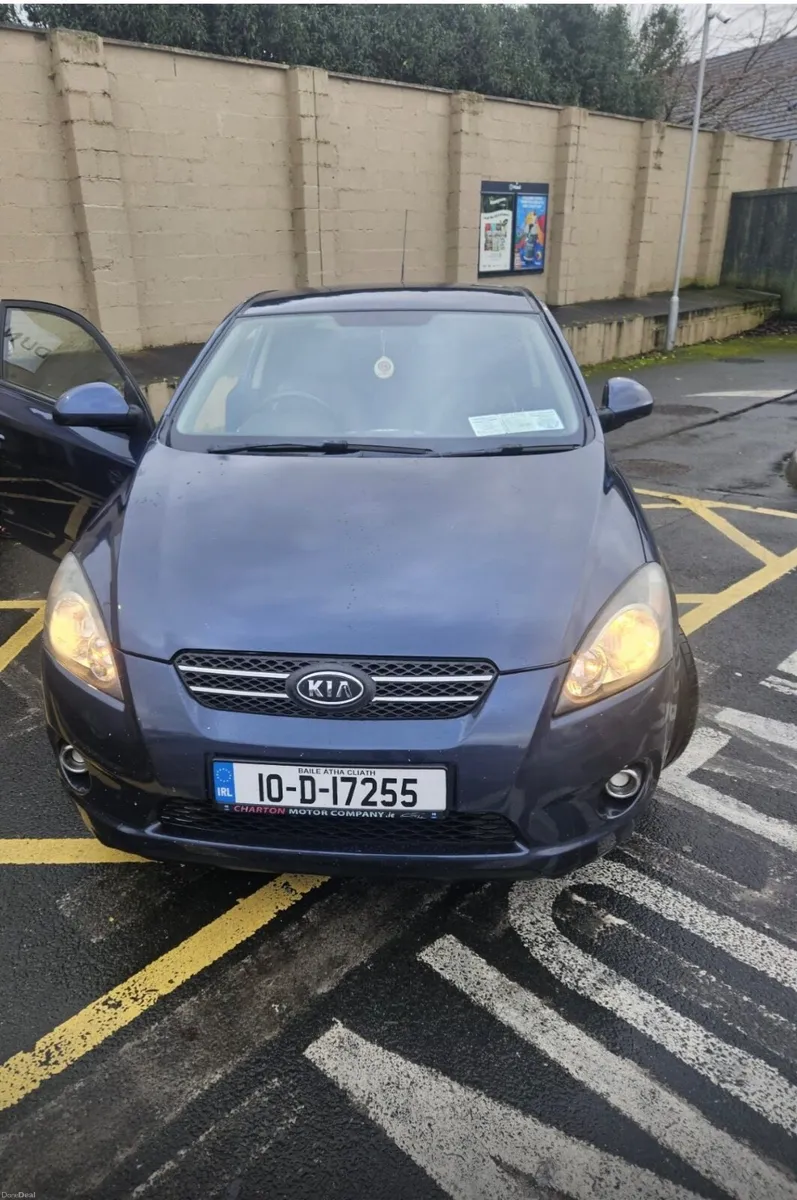 Kia Ceed 2010 - Image 2