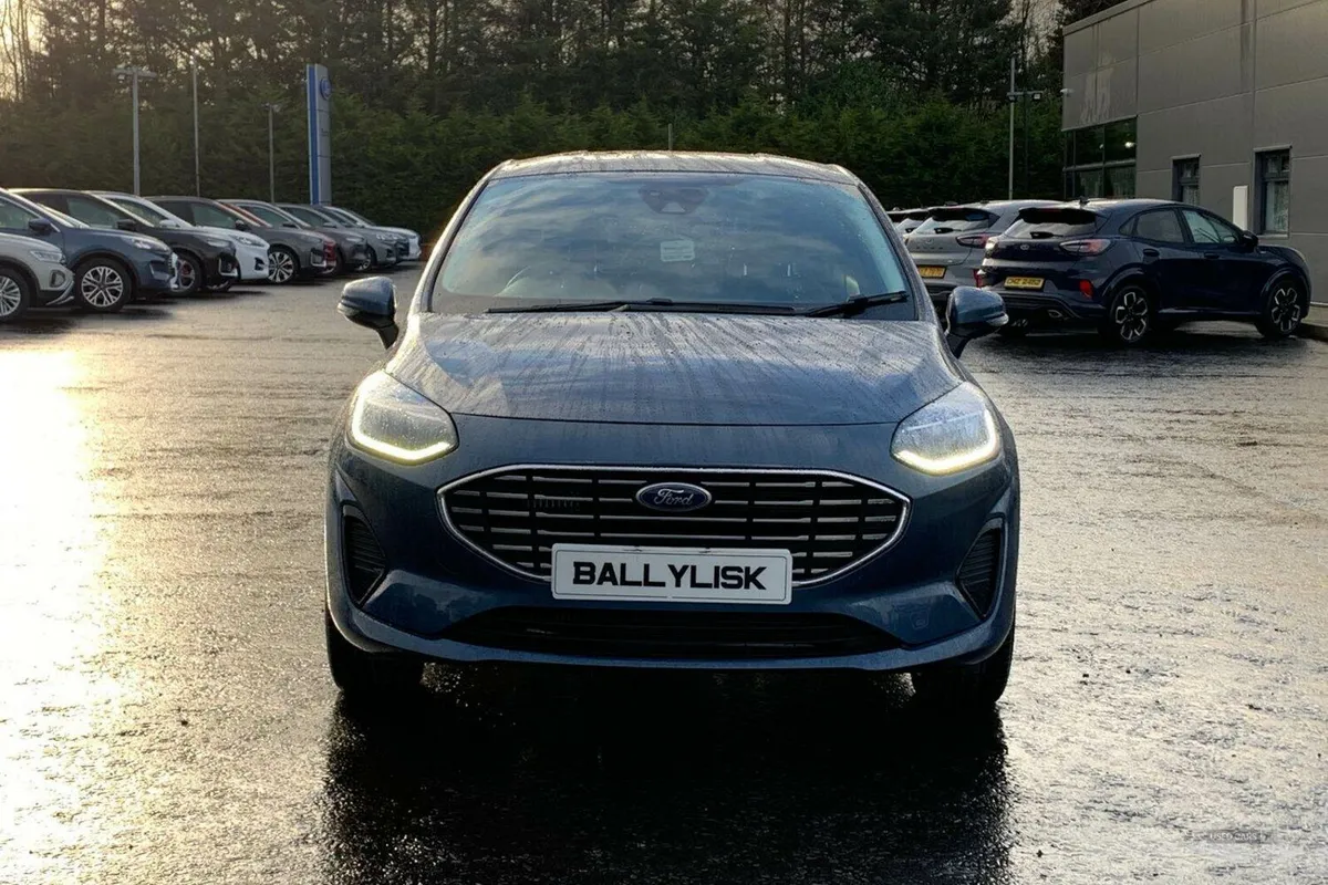 Ford Fiesta 1.0 Titanium X Hatchback Manual Euro 6 - Image 4