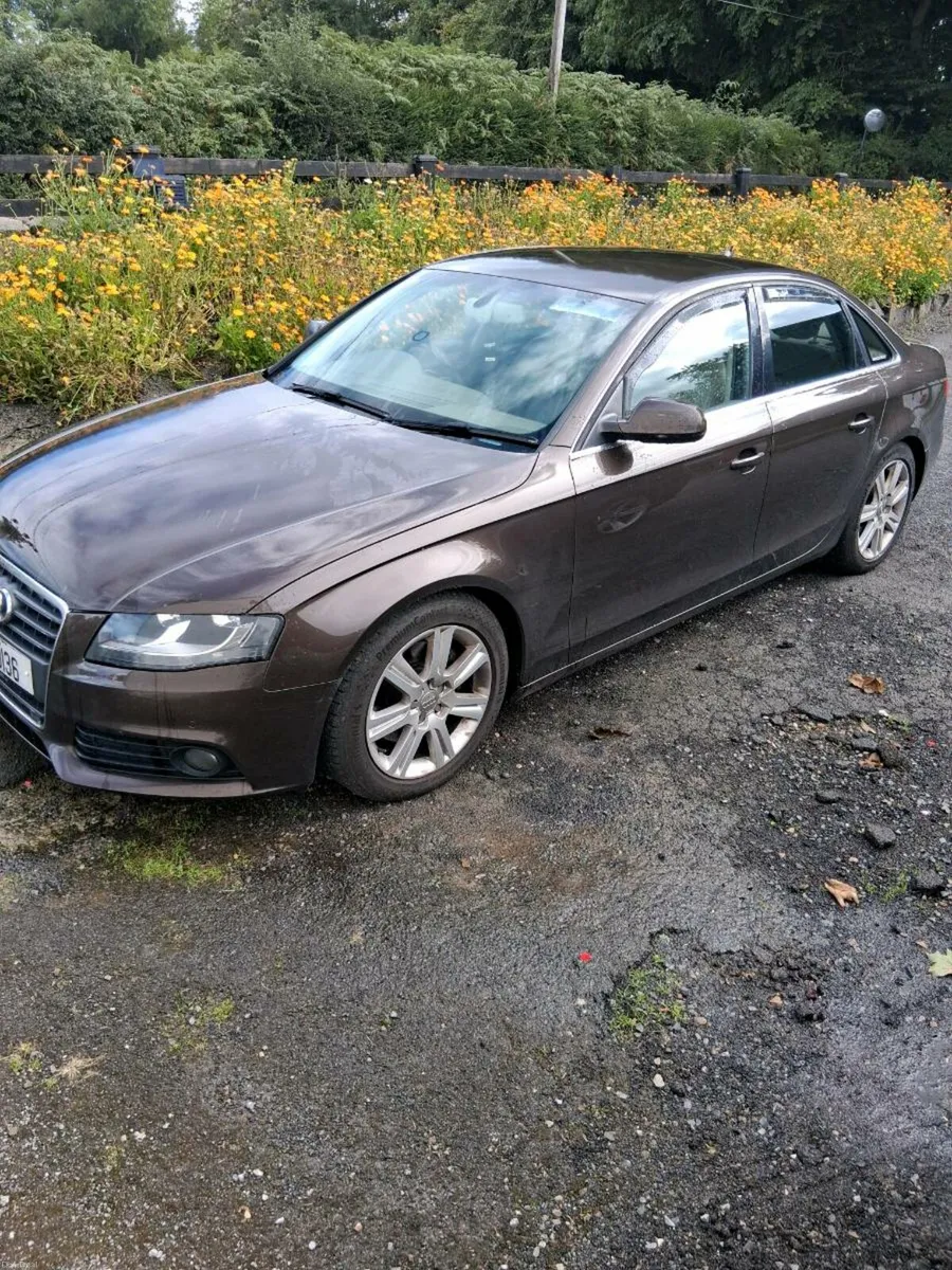 Audi A4 2.0 - Image 1