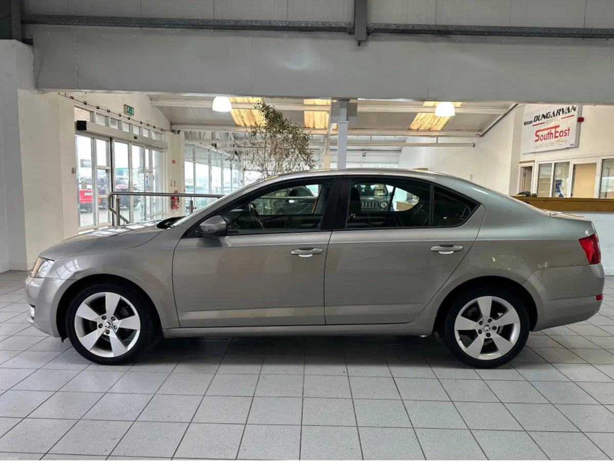 Skoda Octavia ELEGANCE 1.6 TDI 105HP 4DR - Image 4