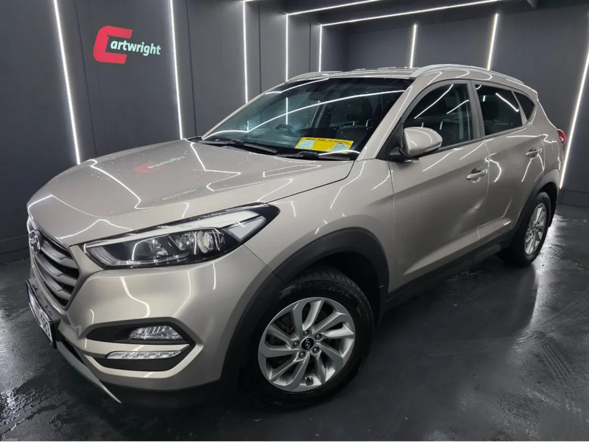 Hyundai Tucson EXECUTIVE 5DR - Image 1
