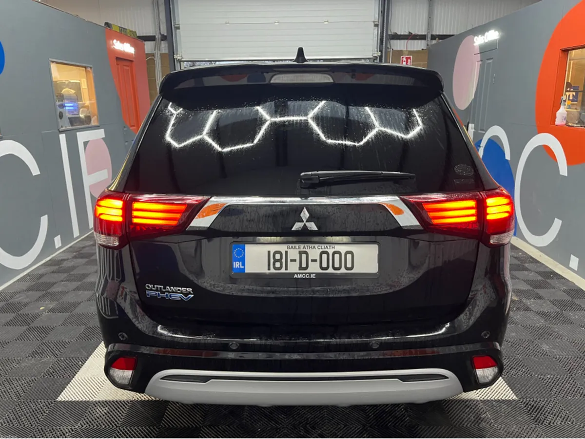 Mitsubishi Outlander 2018 MITSUBISHI OUTLANDER PHE - Image 3