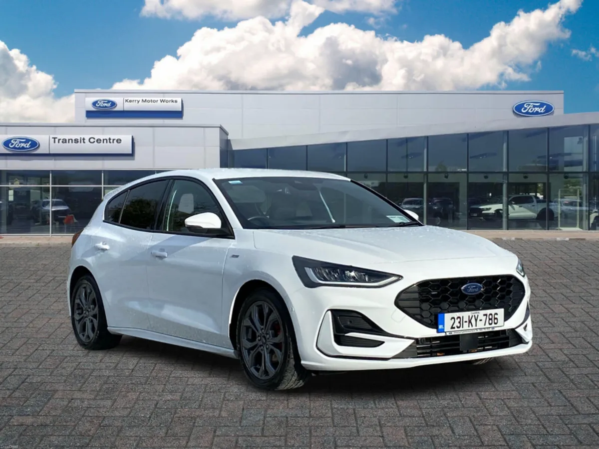 Ford Focus ST Line..Parking Pack/ Winter pack - Image 1