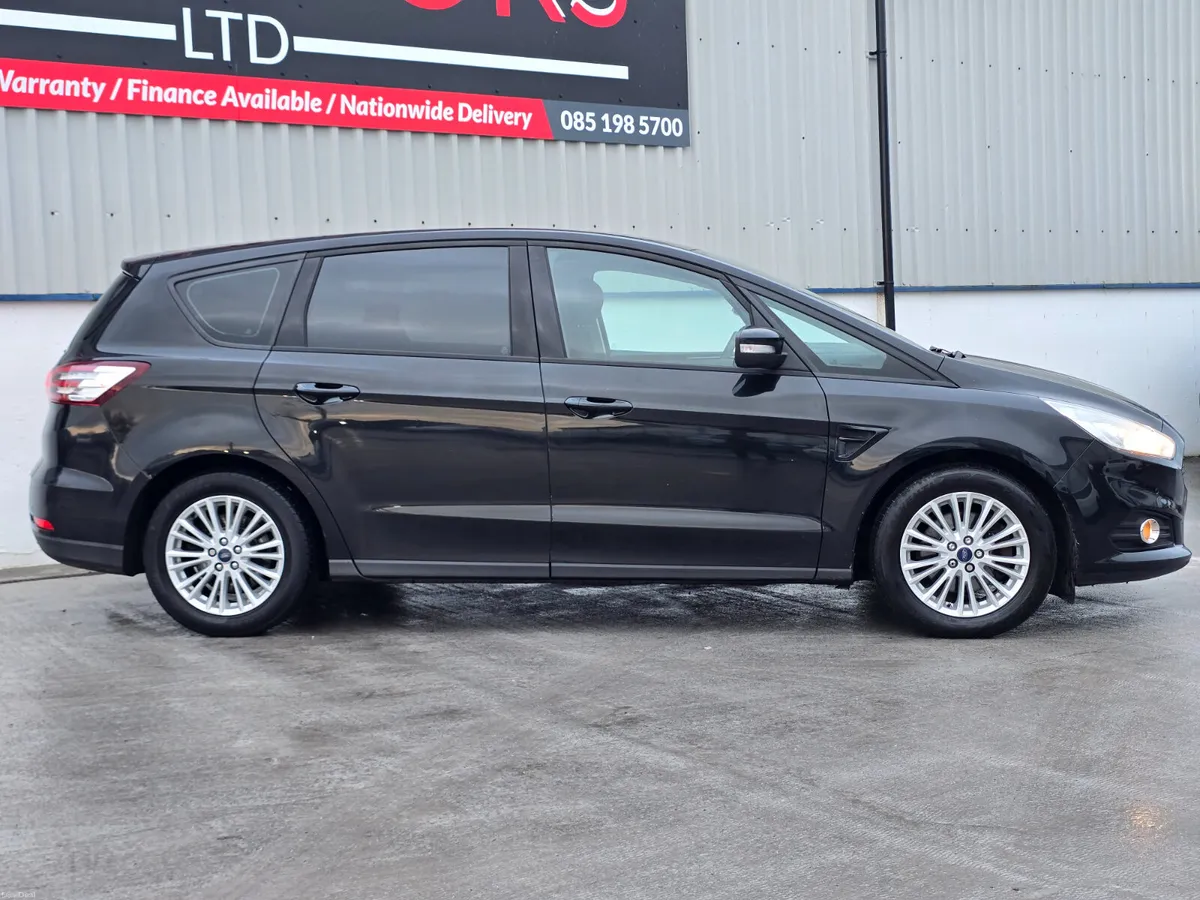 Ford S-Max 2017 7 SEATER  2.0 150bhp - Image 4