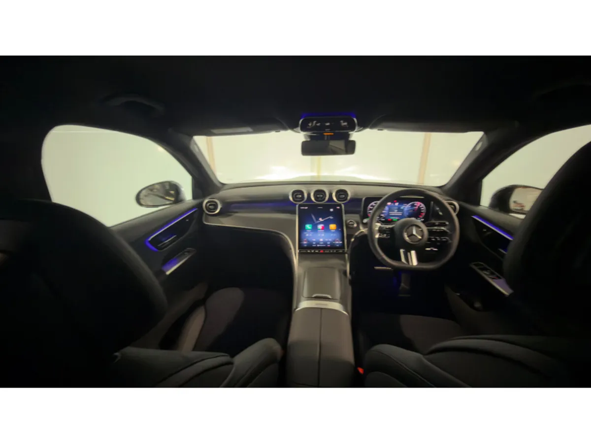 Mercedes-Benz GLC 300 URBAN ED DE 4MATIC EDITION - Image 4
