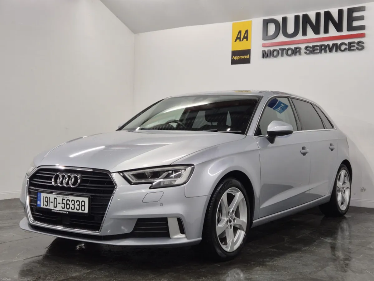 Audi A3 SPORT LUXURY PACK**1.4 TFSI AUTO**FULL LEA - Image 4