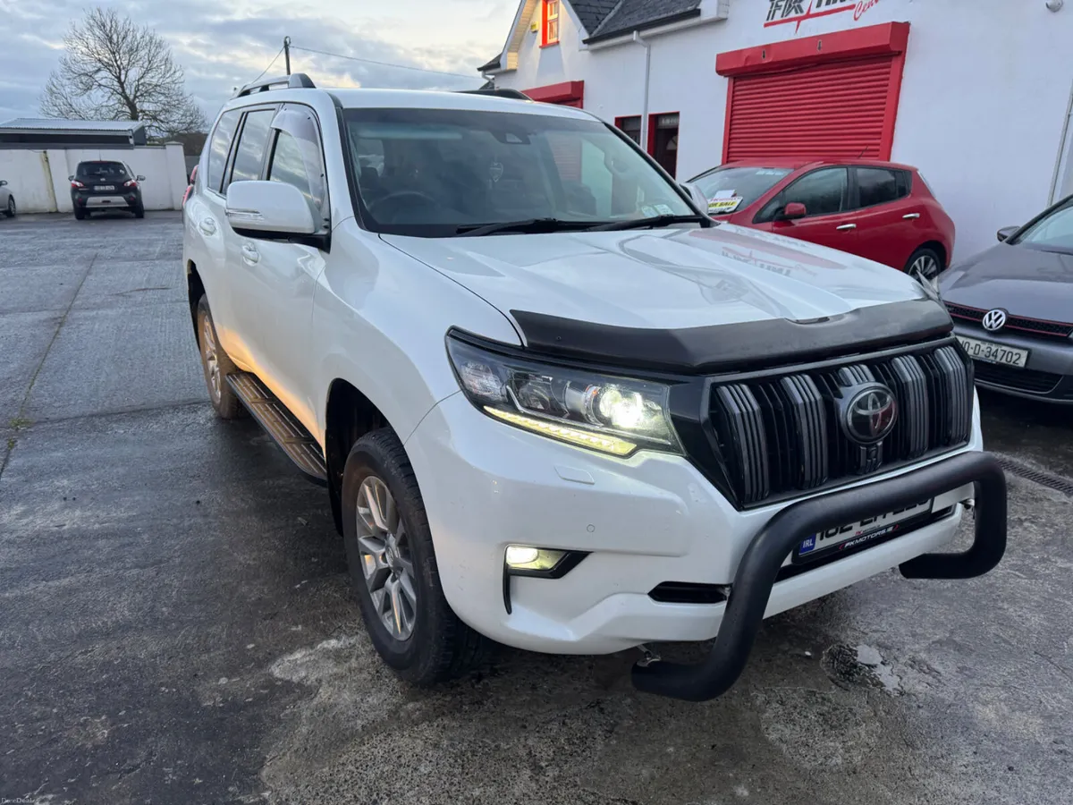 Toyota Land Cruiser 2018 prado 7 seats - Image 2