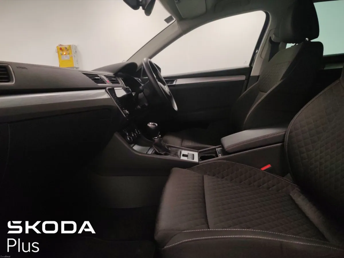 Skoda Superb AMBITION 2.0 TDI 150HP 5DR - Image 4