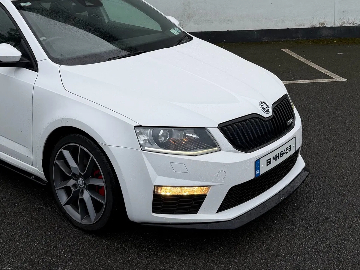 SKODA OCTAVIA VRS - Image 4