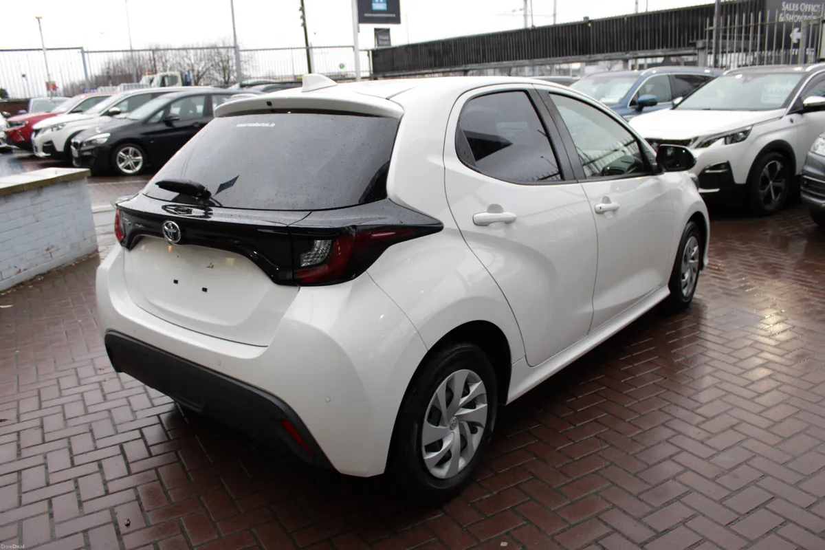 1.0 X-EDITION 5DR  HATCHBACK AUTOMATIC// ONLY 61,0 - Image 4