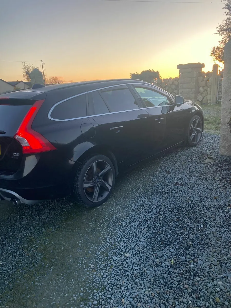 Volvo V60 2012 - Image 4