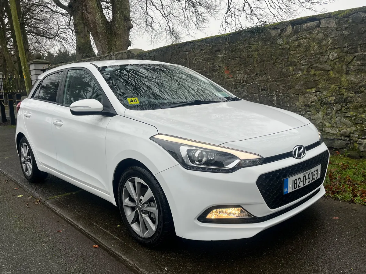 Hyundai i20 1.2 ACTIVE DELUXE - Image 2