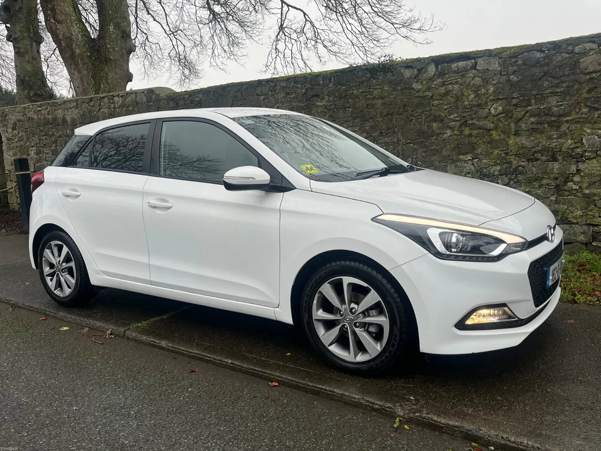 Hyundai i20 1.2 ACTIVE DELUXE - Image 1