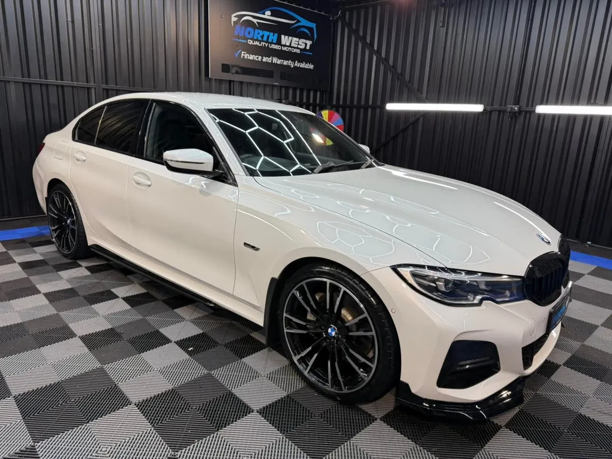 BMW 330E MSPORT €26950 ON Irish Plates - Image 1
