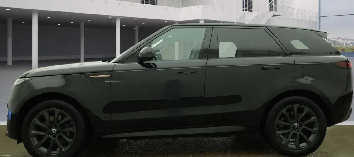 2017 (172) Ford Focus Titanium 1.5 TDCI - Image 1