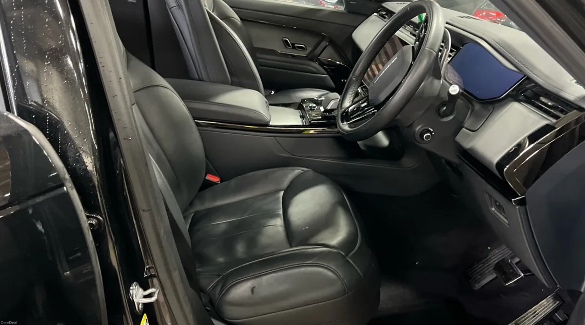 2017 (172) Ford Focus Titanium 1.5 TDCI - Image 4