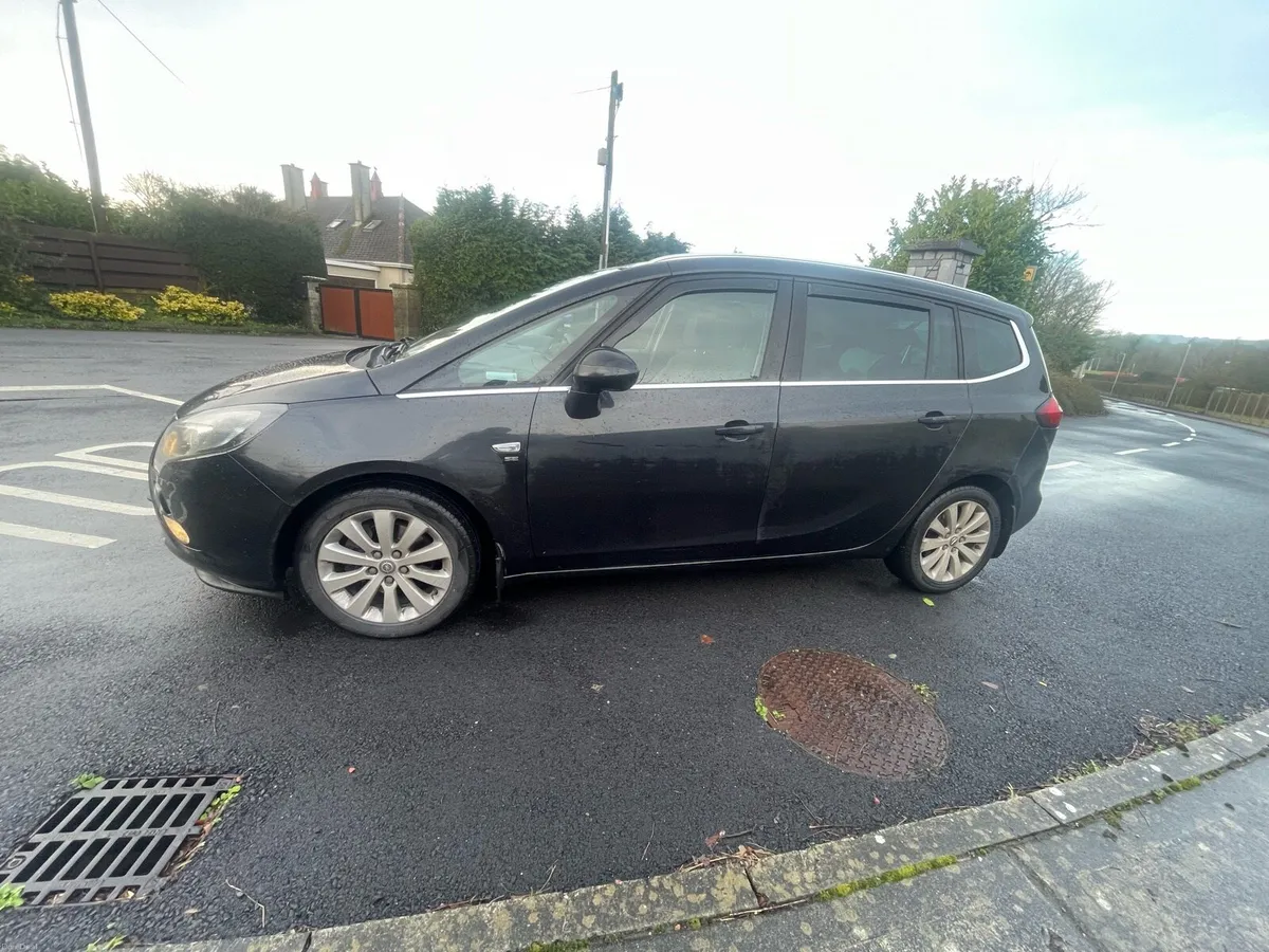 Opel zafira tourer - Image 3