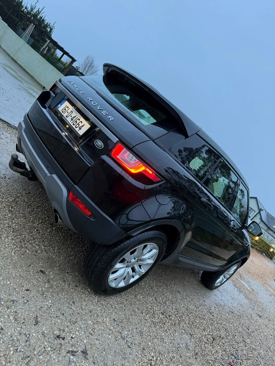 Range Rover evoque low mileage - Image 4