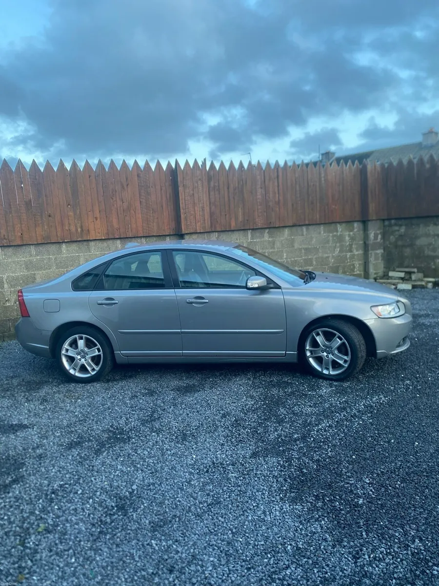 Volvo S40 - Image 3
