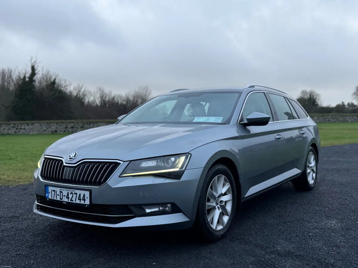 2017 Skoda Superb 2.0TDI Style - Image 4