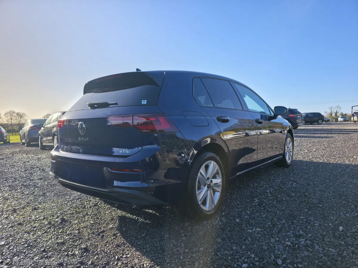 Volkswagen Golf 2021 eTSI 1.0 - Image 5
