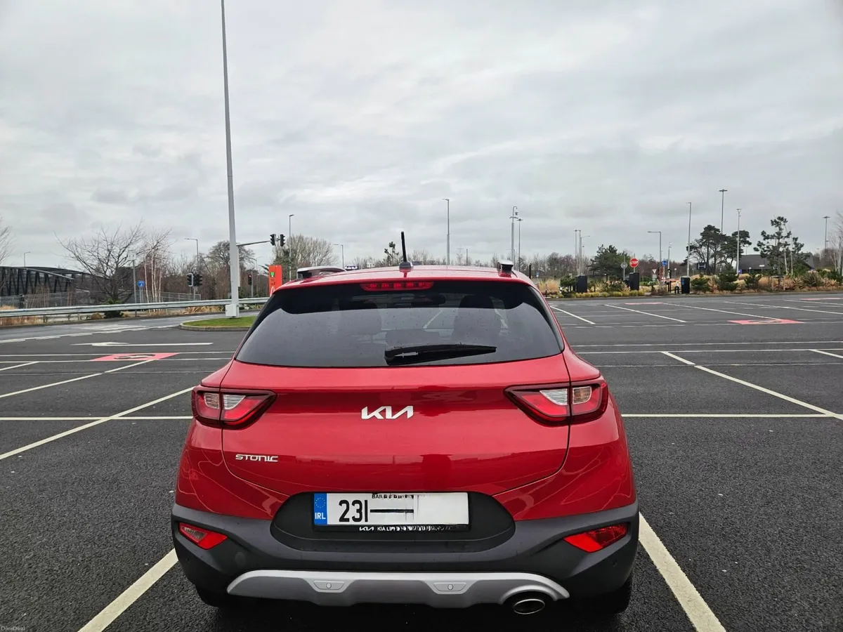 Kia Stonic 2023 - Image 4