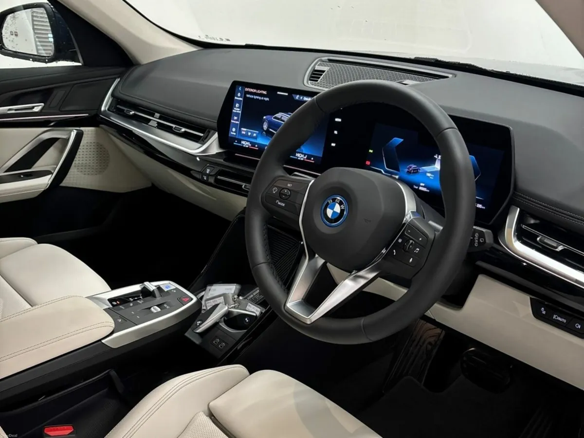 BMW iX1 eDrive20 xLine - Image 6