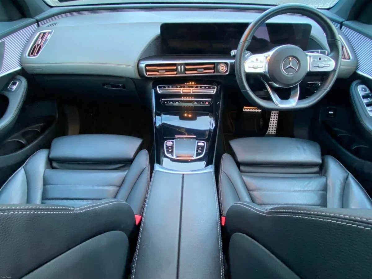 Mercedes-Benz EQC EQC 400 4MATIC AMG LINE PREMIUM - Image 2