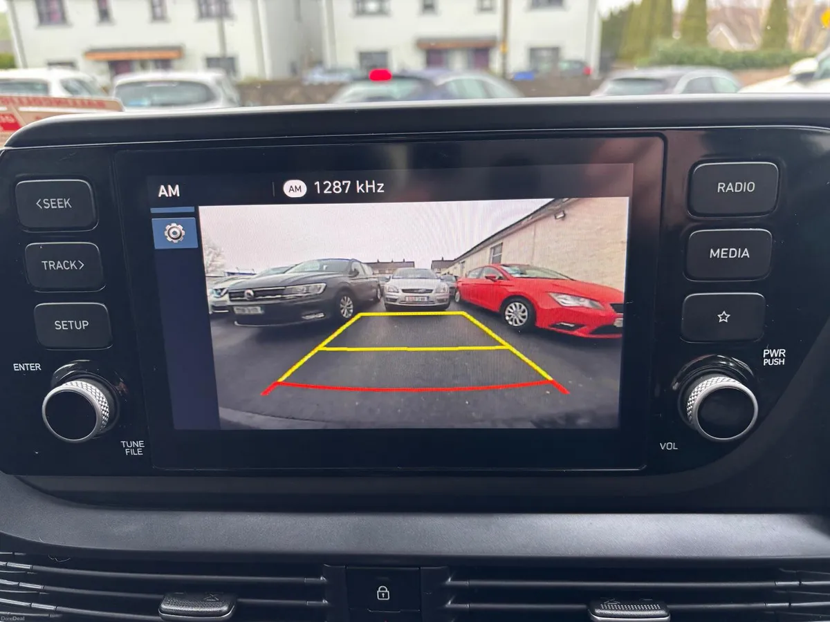 Hyundai i20 2024  AUTOMATIC  PETROL - Image 4