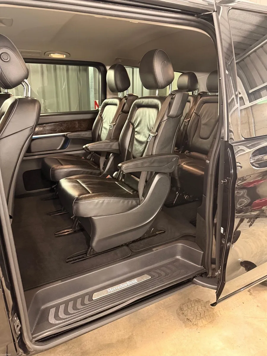 Mercedes Benz V Class - Image 2