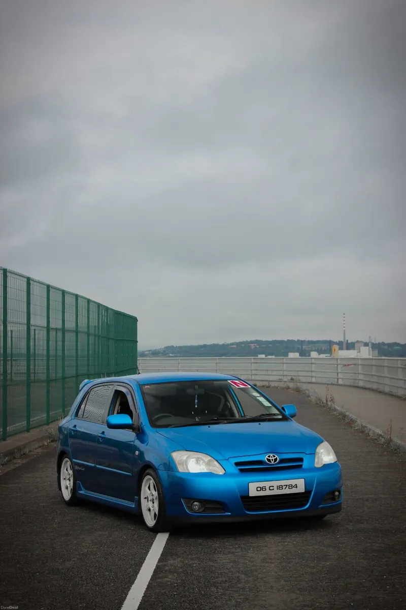 Toyota corolla - Image 3