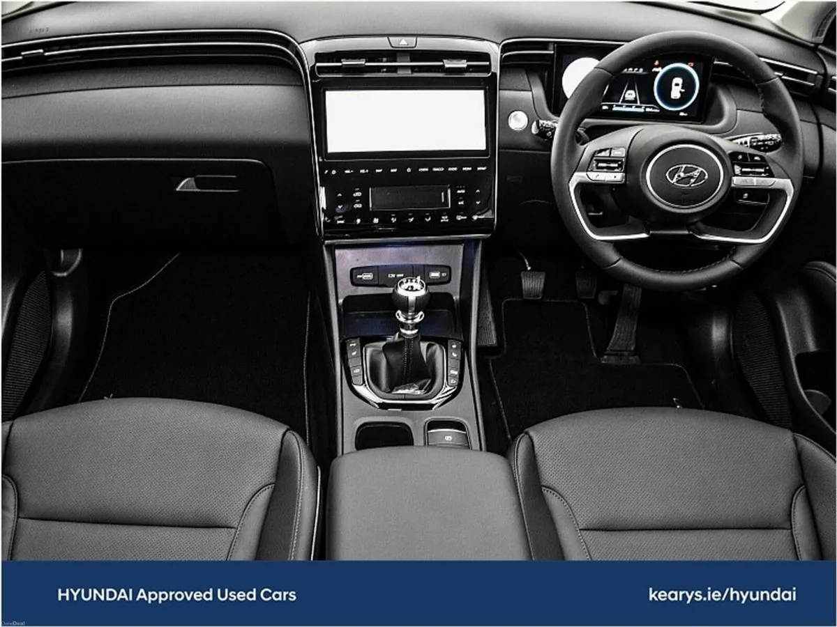 Hyundai Tucson 2WD Executive Plus - Image 4