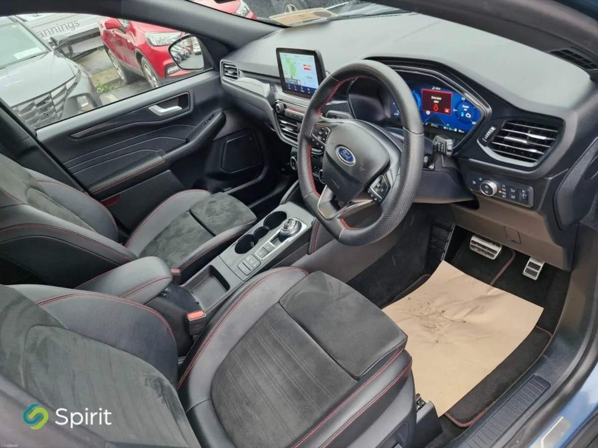 Ford Kuga 2.5 Duratec 225PS PHEV ST-Line Auto - Image 4